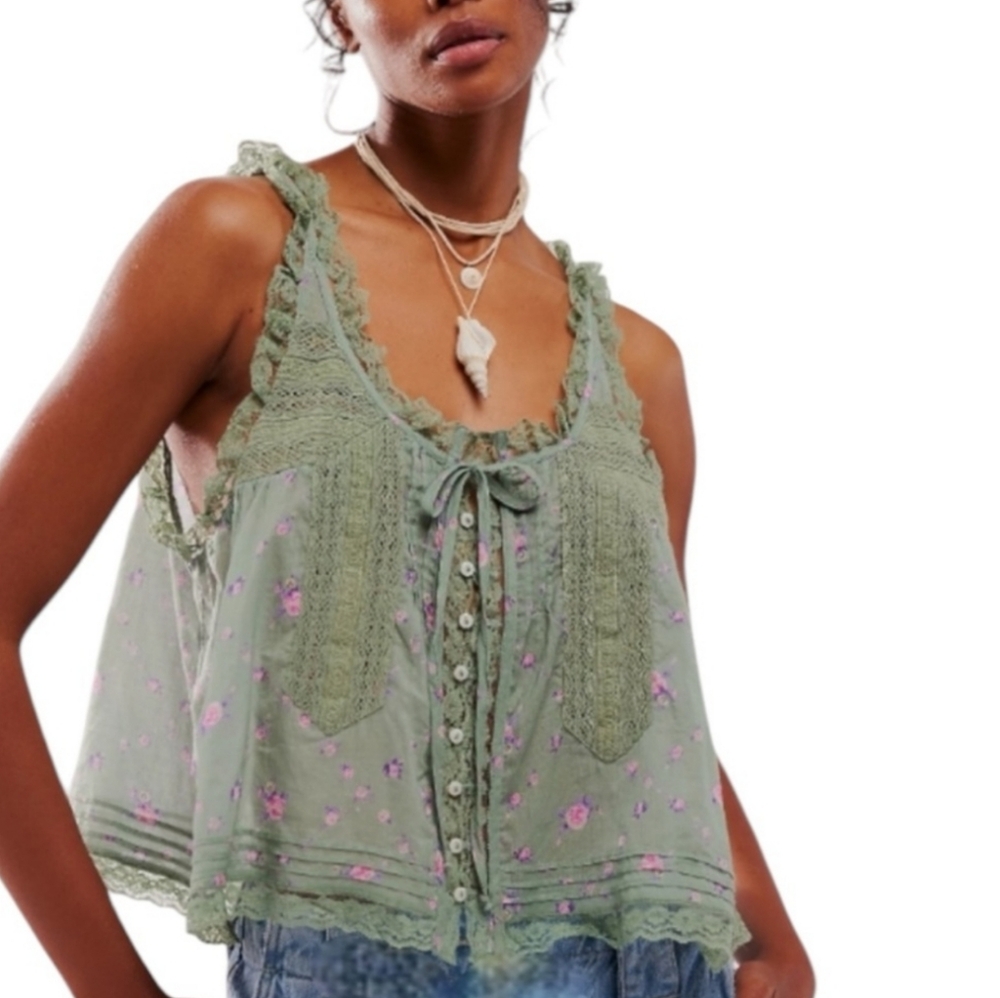 Free People Forevermore Sheer Lace Print Tank in Meadow Green. NWOT.